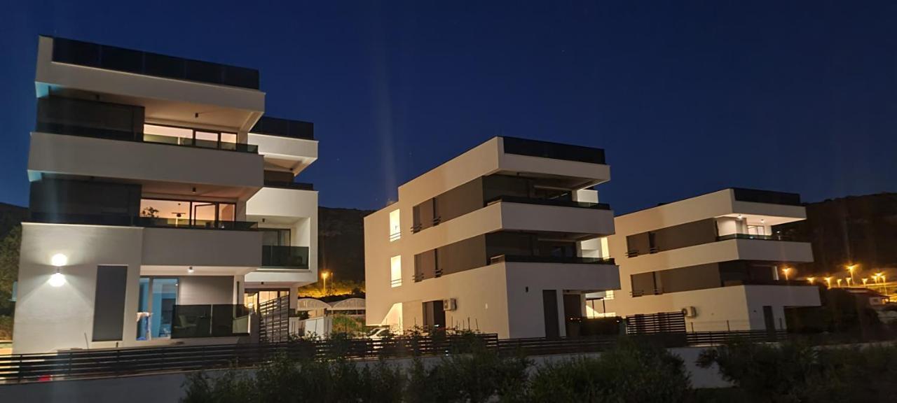 Apartman Marcelina 1 With Private Pool Traù Esterno foto