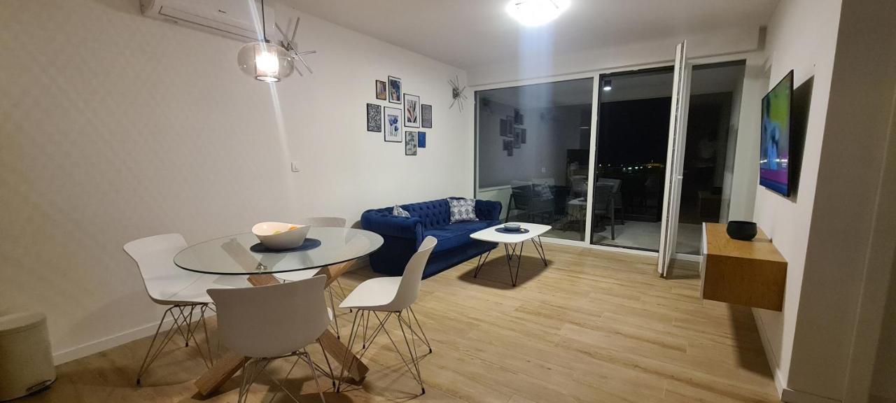 Apartman Marcelina 1 With Private Pool Traù Esterno foto